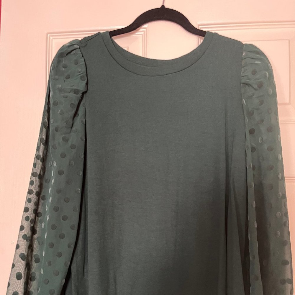 Loft: Mixed media, long sleeve, forest green top. Size M.